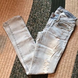 Light wash distressed jeans